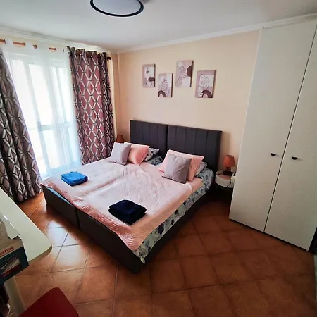 2 Apartamento Tirana